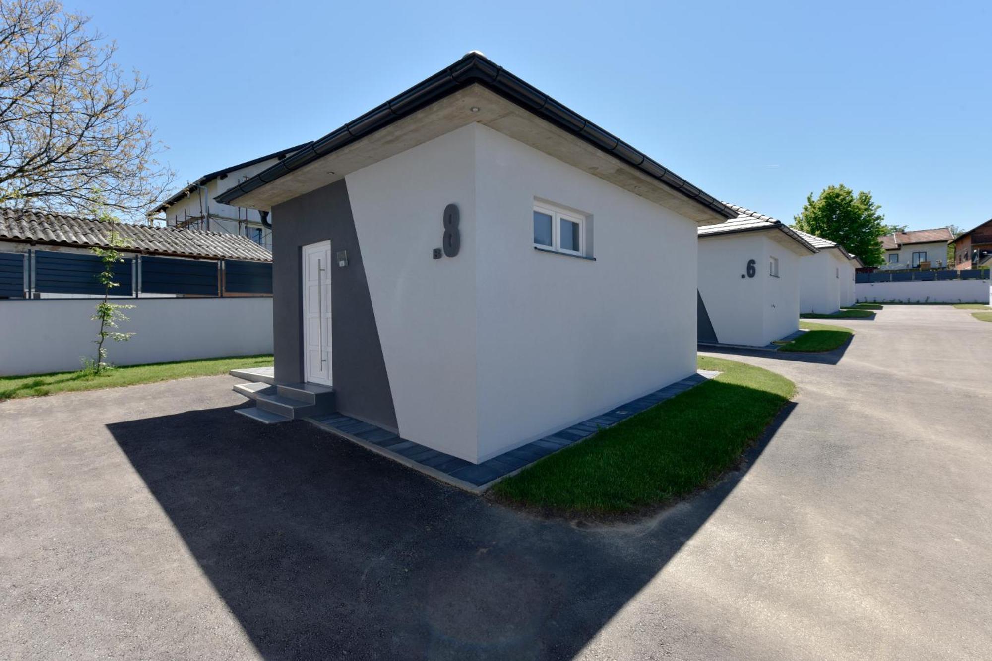 Apartmani I Bungalovi Trojka 바냐루카 객실 사진