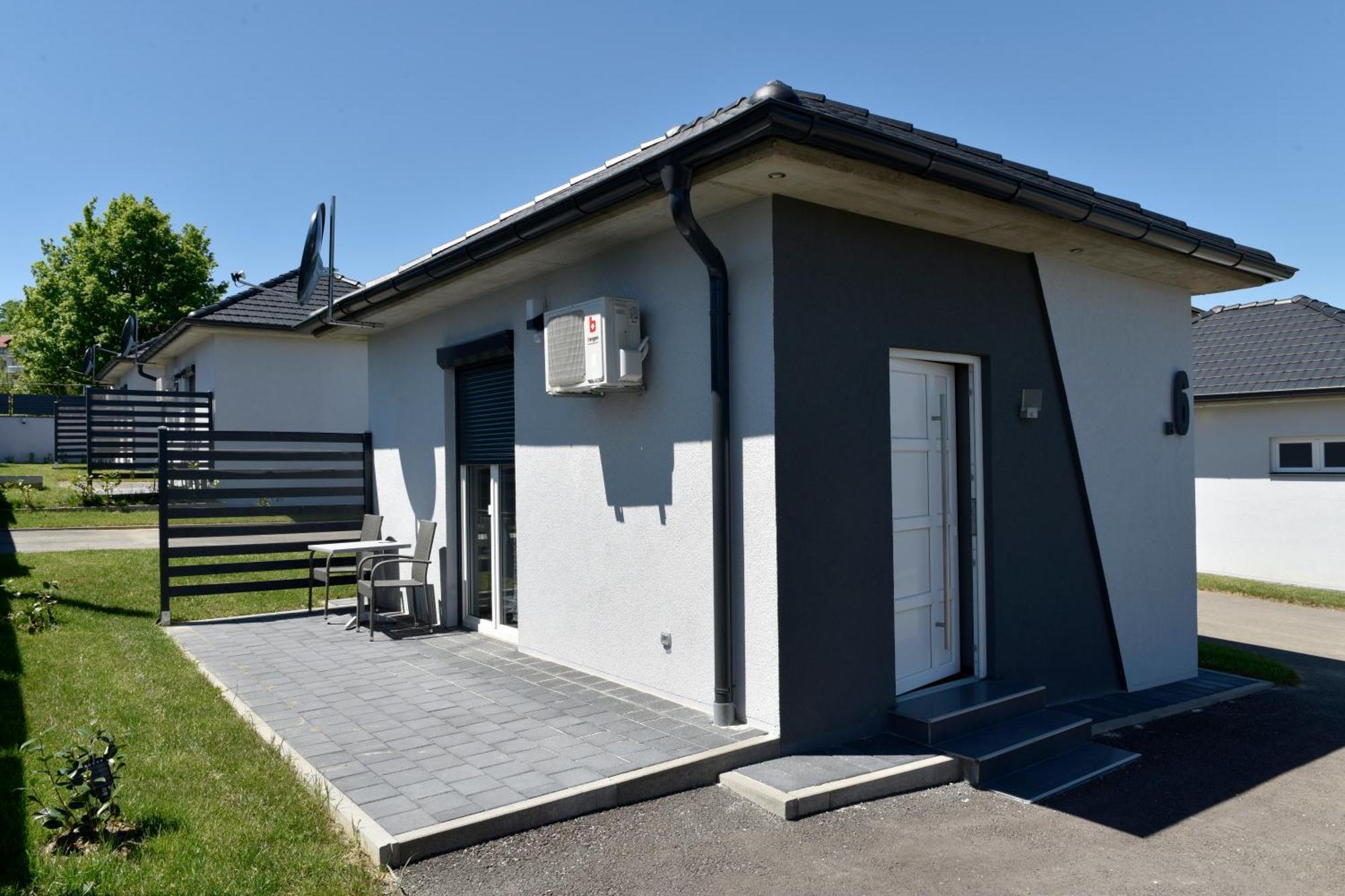 Apartmani I Bungalovi Trojka 바냐루카 객실 사진