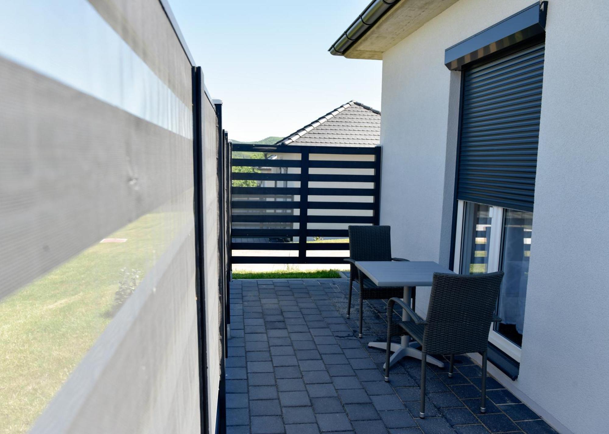Apartmani I Bungalovi Trojka 바냐루카 객실 사진