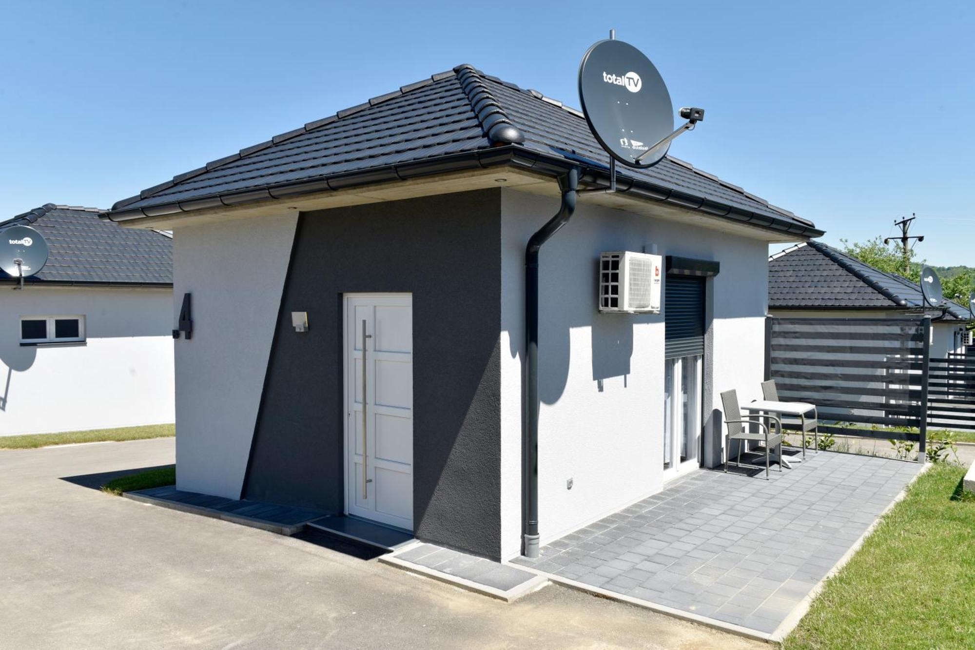 Apartmani I Bungalovi Trojka 바냐루카 객실 사진