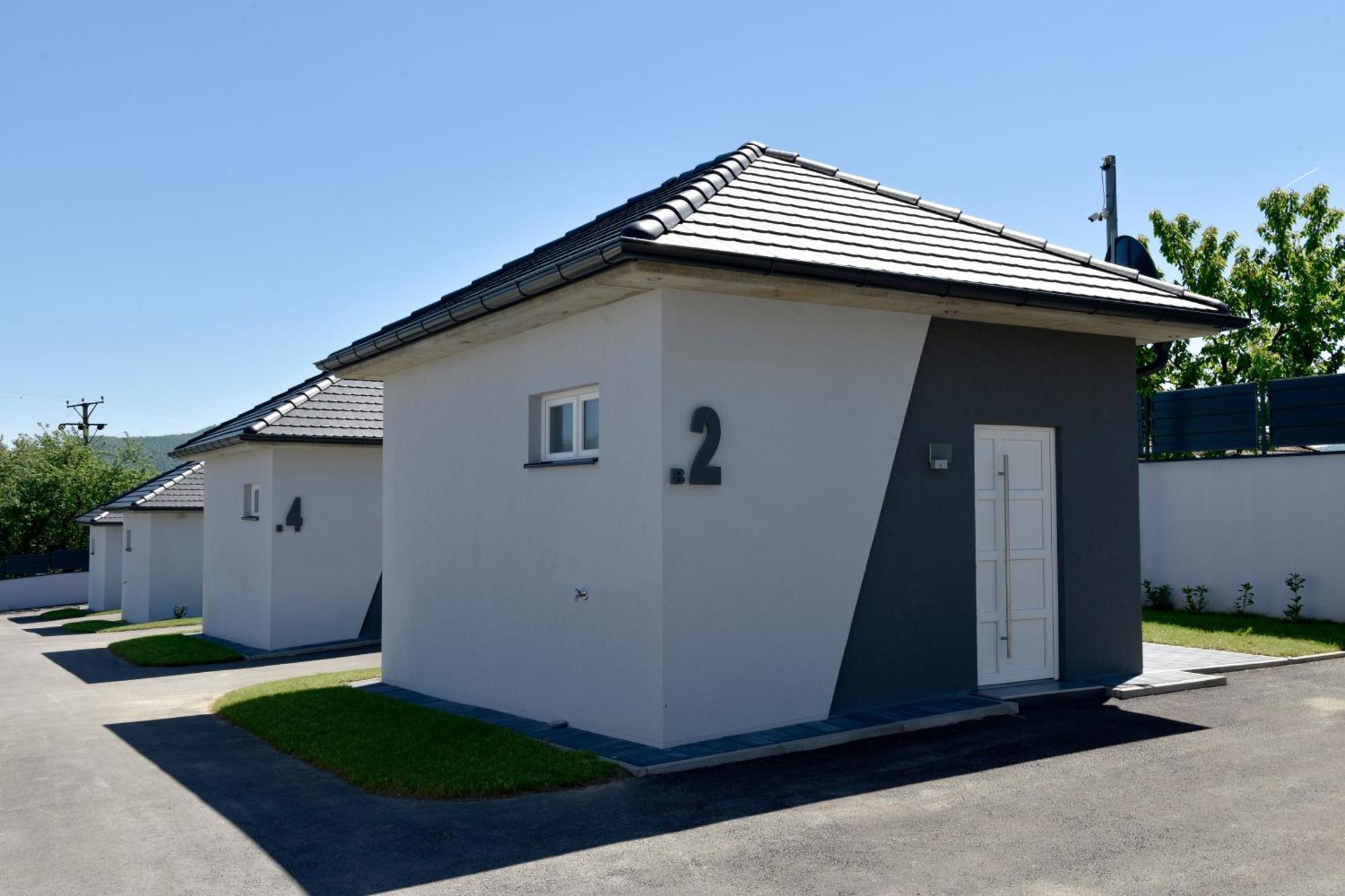 Apartmani I Bungalovi Trojka 바냐루카 객실 사진